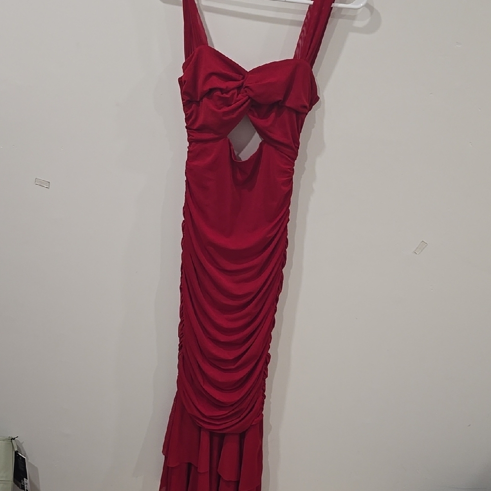 Elegant Red Evening Dress